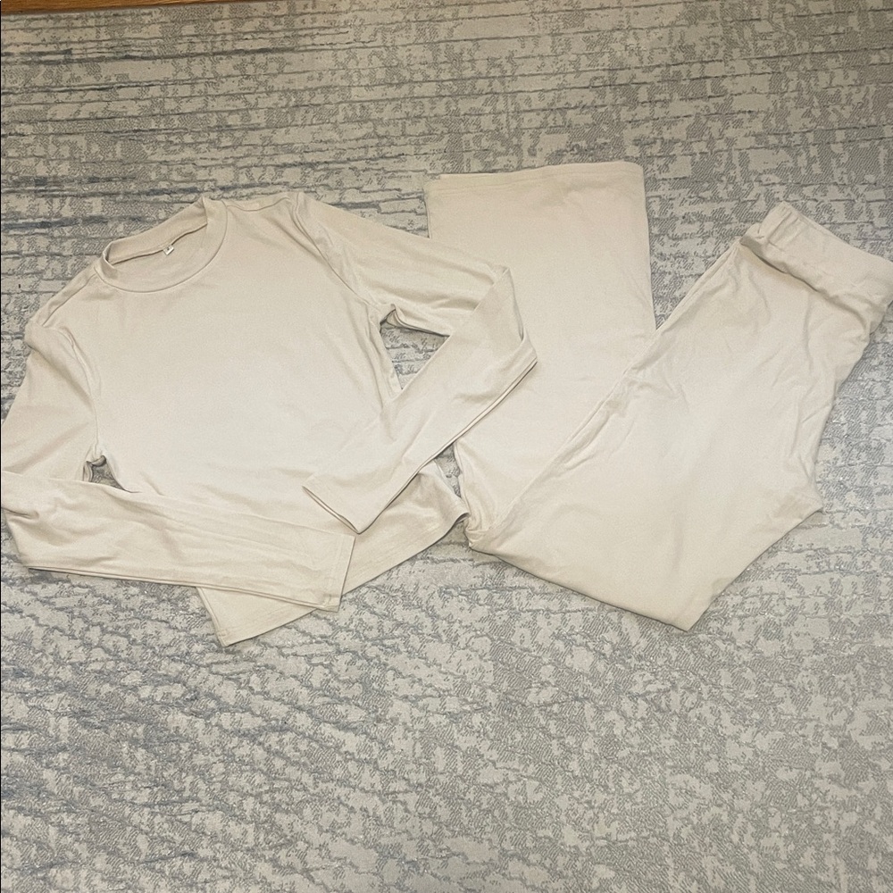 Cream Long Sleeve Top and Jogger Set